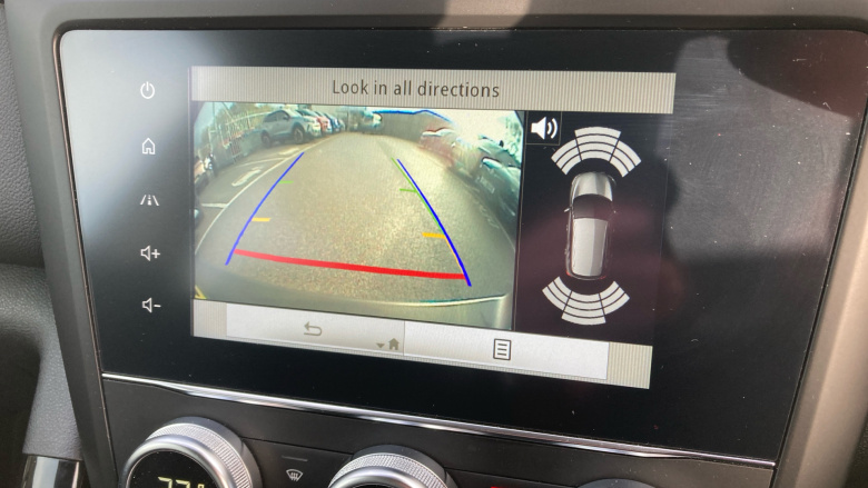 Renault Kadjar 1.3 TCE Iconic 5dr Petrol Hatchback